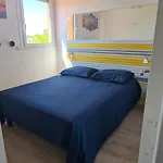 Vog Ou Sur L'ile Des Marinas Au Cap D'agde 빌라