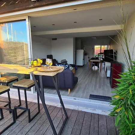 Vog Ou Sur L'ile Des Marinas Au Cap D'agde Villa