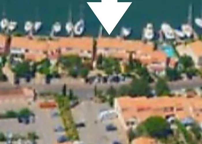 Vog Ou Sur L'ile Des Marinas Au Cap D'agde Villa *